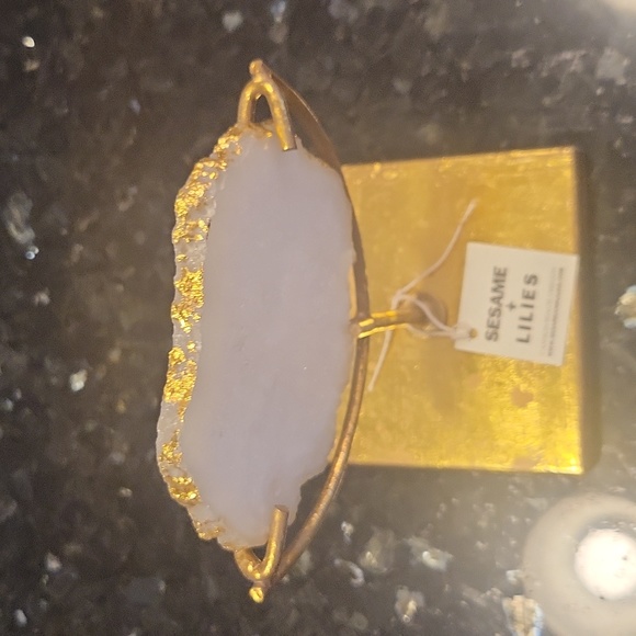 Creative co-op decorative Agate Stone slice on metal stand - Picture 2 of 5